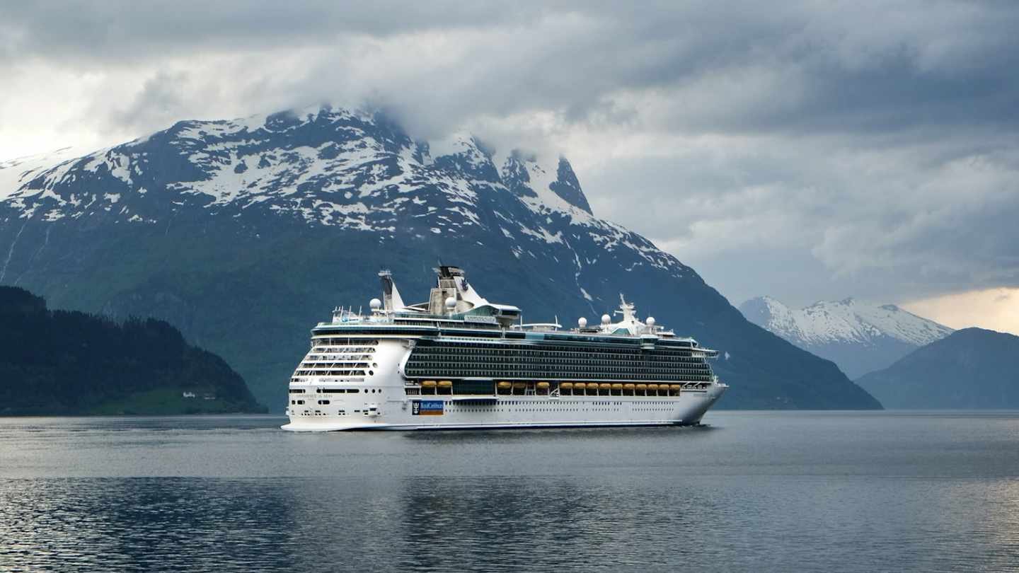 Cruise In Fjords Cruise In Fjords