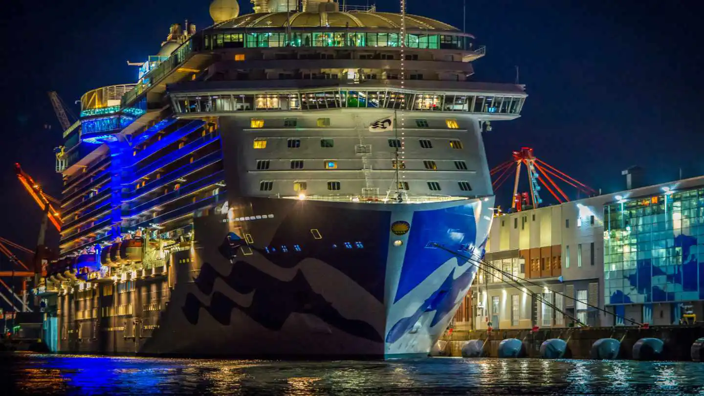 cruise-nightime Cruise Ship Nighttime